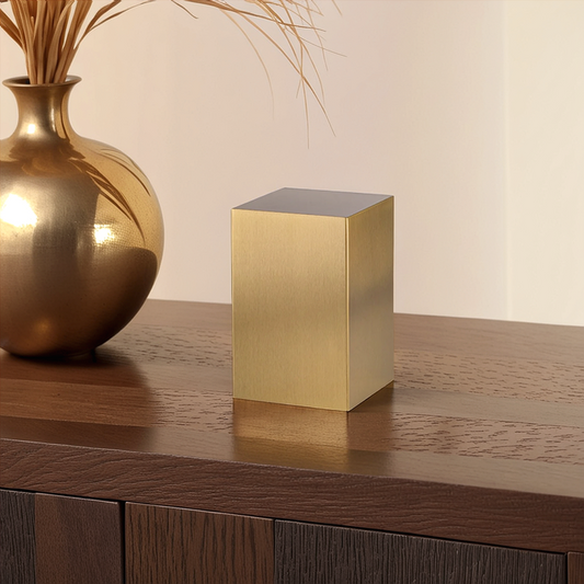 Beaumont RVS urn