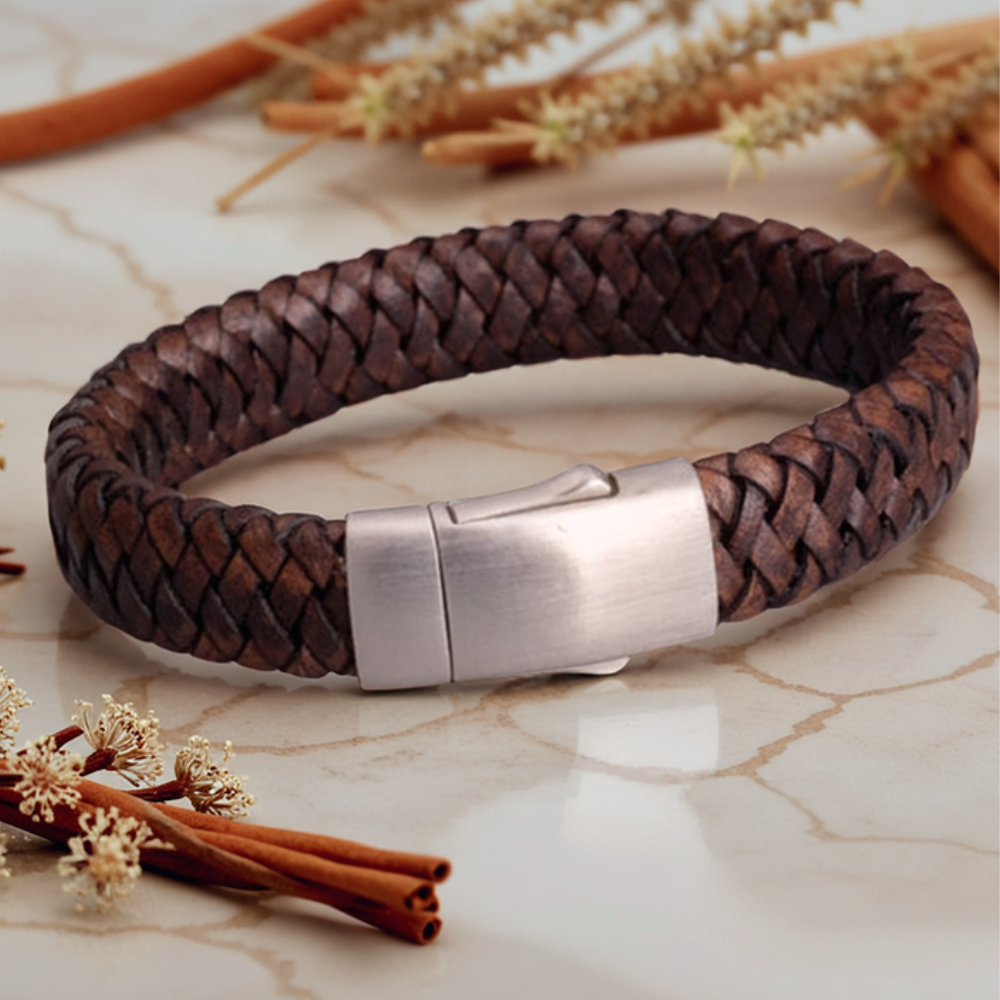 FPU 602 Embrace Armband Gevlochten Leder